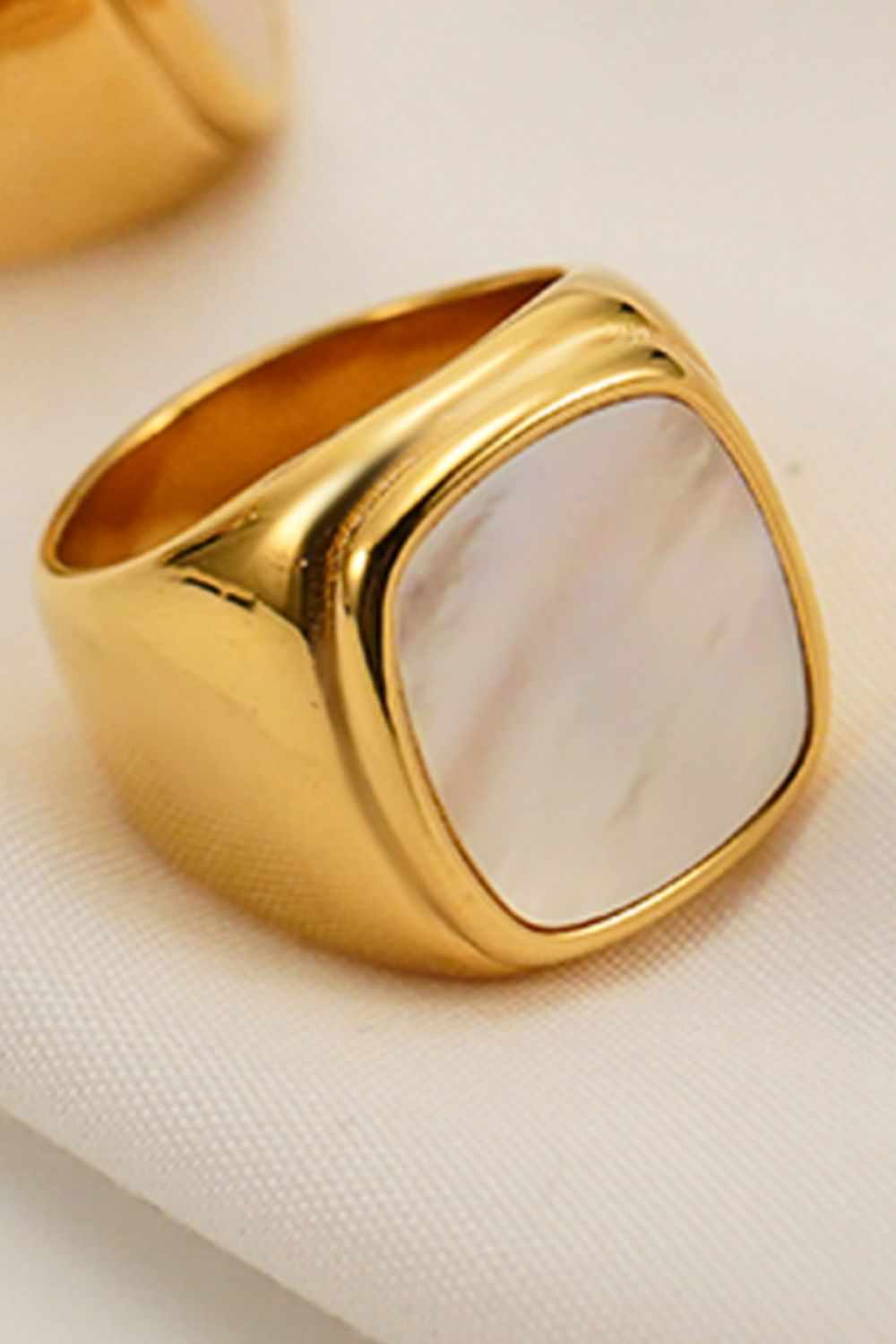 18K Gold Plated Square Shell Ring